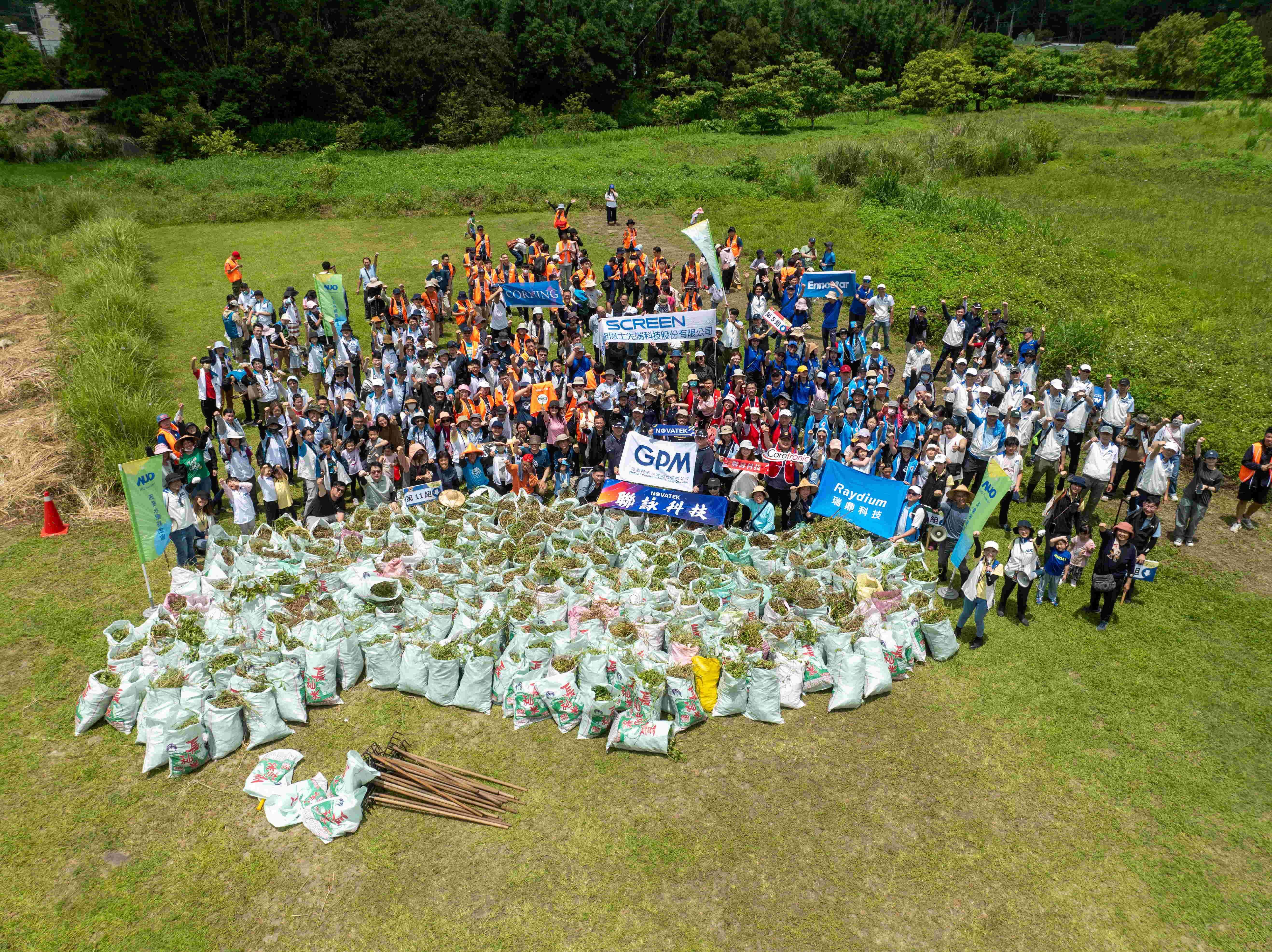 ���_(d��)���m(x��)��������Єӌ����m(x��)�����䌍(sh��)���ճ�����K�Y(ji��)�ϸ��N�h(hu��n)����(ji��)���c��(n��i)�ⲿ�����P(gu��n)�S�˹�ͬ���h�����m(x��)�e�k�����o(h��)�_���Gɫ������֮��������Գ��hϵ�л�����l(f��)�]��I(y��)�GɫӰ���