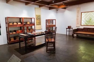 央視網(wǎng)探訪慕思超級(jí)工廠:解碼高端寢具背后的核心科室內(nèi)裝飾設(shè)計(jì)技與智造能力